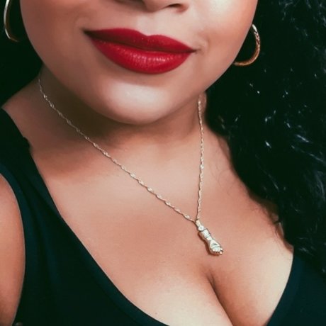 Mistress Lola naked onlyfans pics