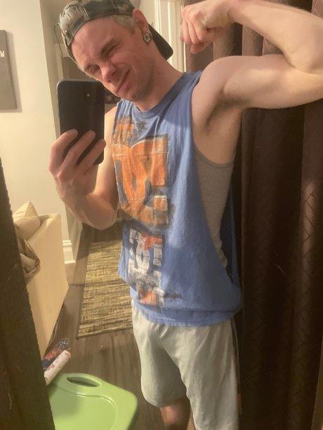 Logan Hobbs onlyfans x