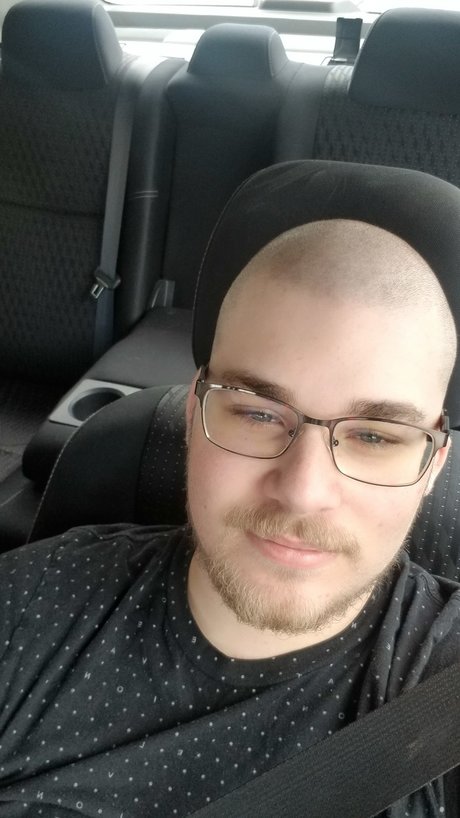 Logan the Loadbearer only fans leaks porn