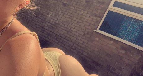 Liv Ellis onlyfans leak porn