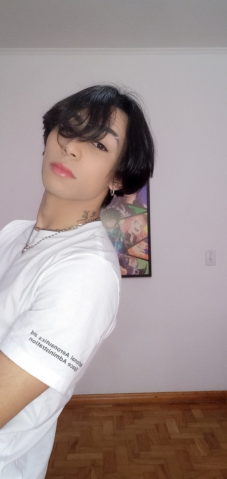 LyoZ onlyfans content type