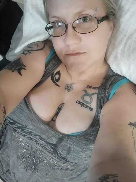 Luna Witch onlyfans content