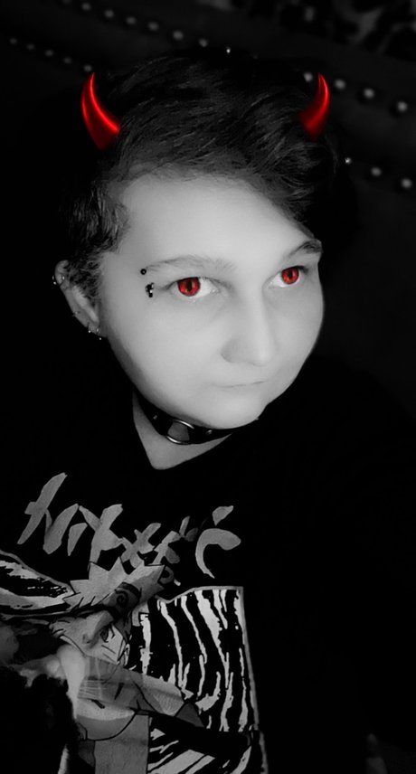 Lunar Brat onlyfans free porn