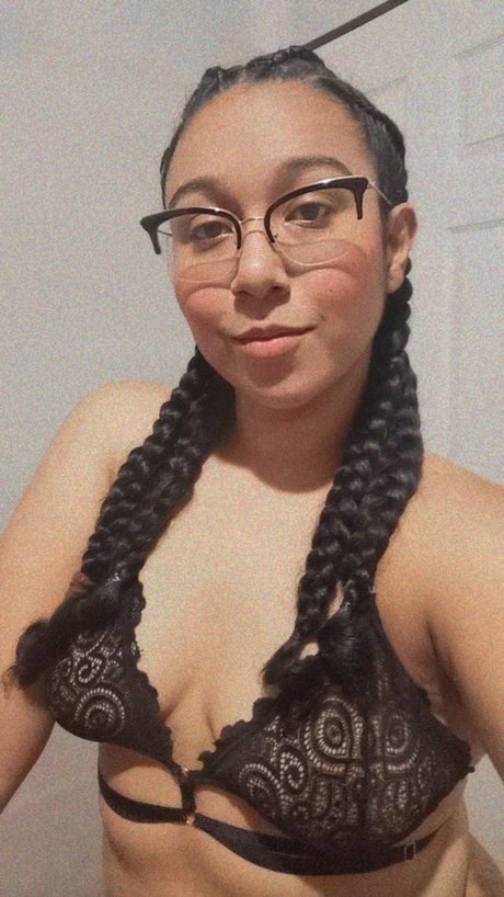 _Luna28 tits onlyfans