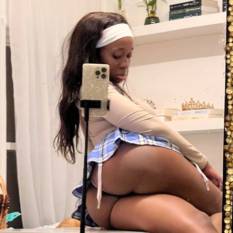 Lucky Angel onlyfans nude content