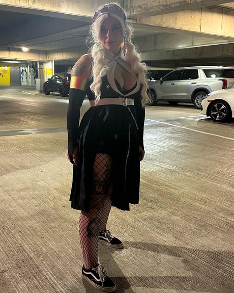 Lucifer Bunny on onlyfans