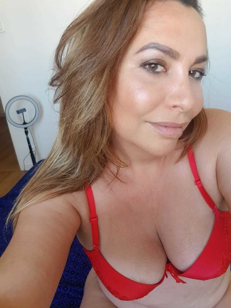 LucianaVip13 onlyfans leak ass