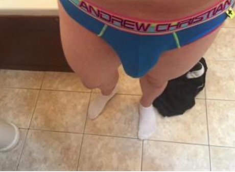 Lucky alpha L onlyfans mega