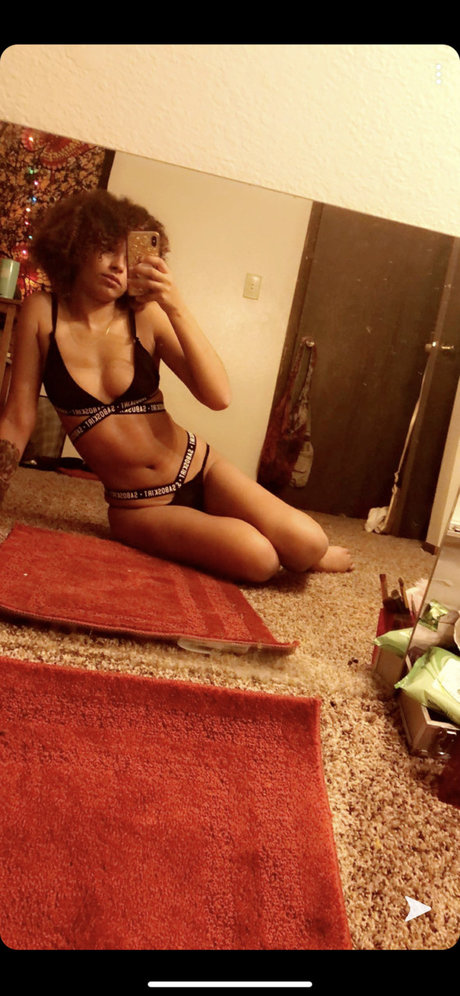 Marlie only fans pics