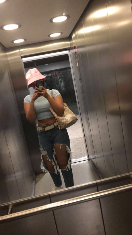 Mariya Jabkova onlyfans pics