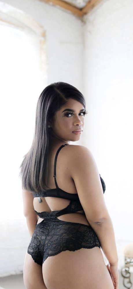 Marina Miranda onlyfans leaked dirtyship