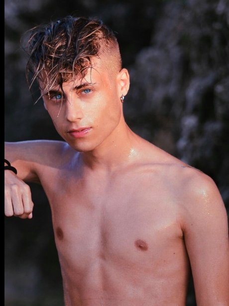 Marco Munda nude only fans leaks