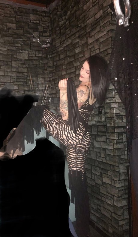 _Malani RedJeep Alert_ naked onlyfans pics