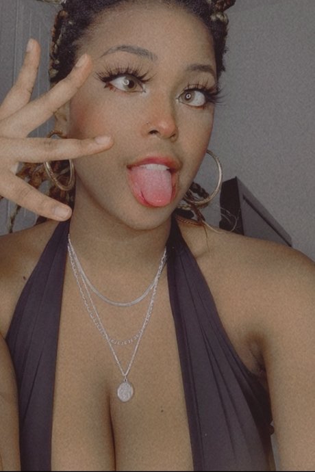 Madivinez only fans nudes