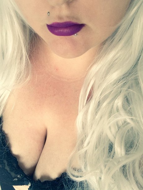 Miss Melody Rain onlyfans nude leaks