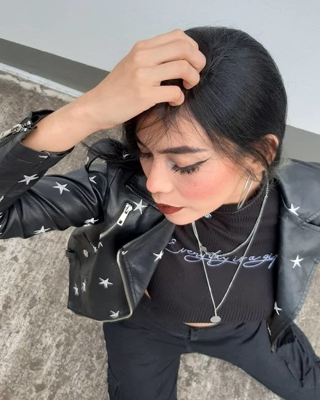 Melany Pe a nudes onlyfans leaks