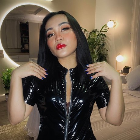 Goddess Megan onlyfans posts