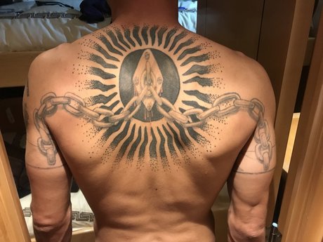 Sittingmike only fans photos