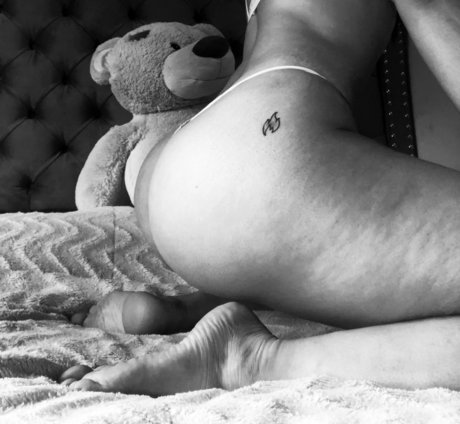 mayerlin zuluaga new onlyfans leaks