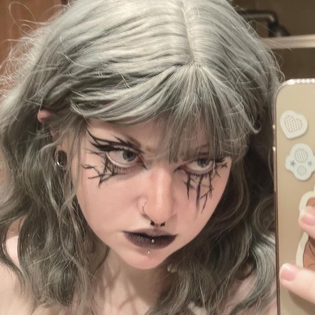 maybegoth onlyfans sexy