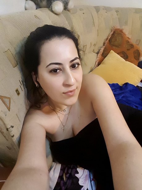 PlayfulMayaX onlyfans leaked pics