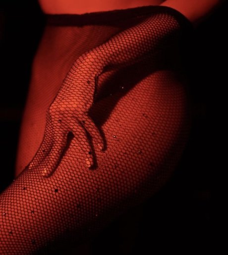 Maya Khan nude only fans