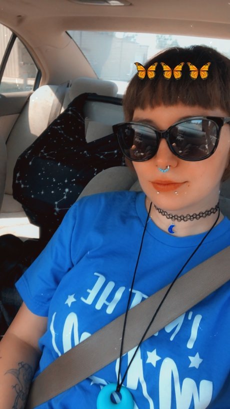 Maxine Crow FREE fans only