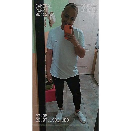 Mathias Gonz lez leaked only fans