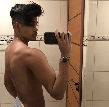 Matheus Gallis onlyfans naked porn