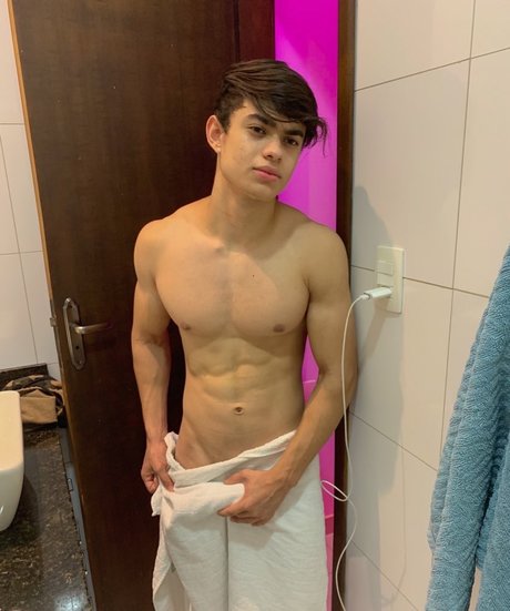 Matheus Farias onlyfans nude porn