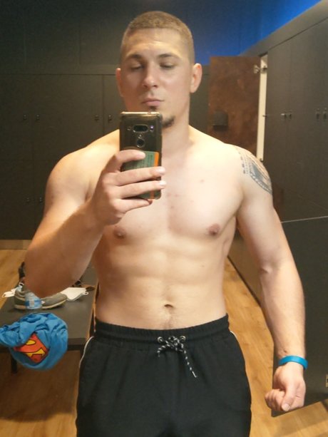 MASTERBOOMBASTIC only fans leaked