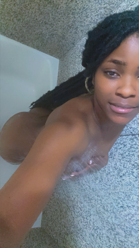 BluuHazee onlyfans uncensored