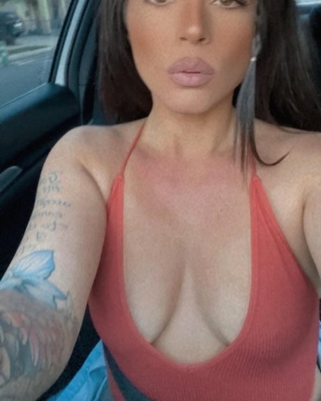 Miss Baker onlyfans model photo