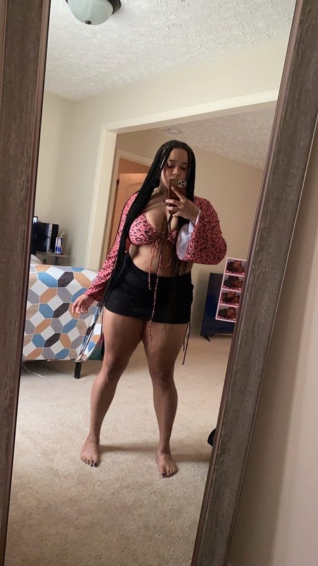 Mimo a Mamii_ onlyfans post