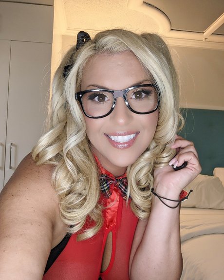 Mimi Stiletto naked onlyfans leaks