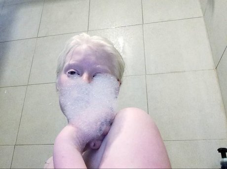 Milky Moon onlyfans naked