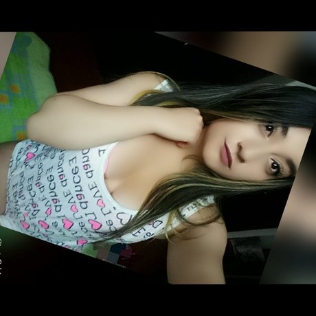 Auris onlyfans gratis