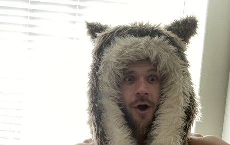 Spikie Wolf_ leaked onlyfans.