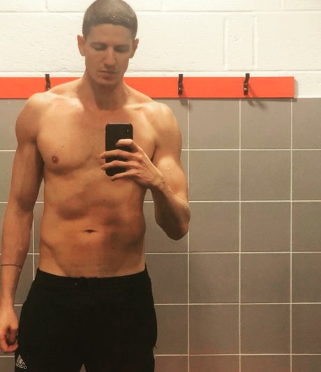 Mikehugecock onlyfans nudes leaks