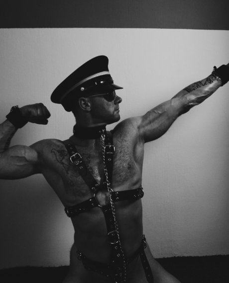 _M I K E_ en onlyfans