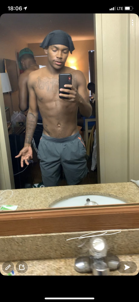 MyBabyMyLove onlyfans model photos