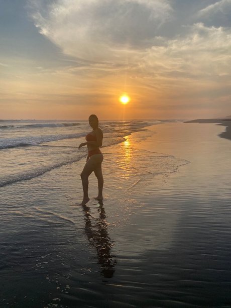 mia Gonzalez onlyfans sextape leak