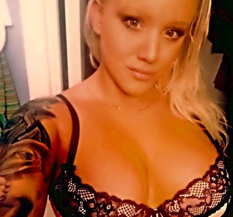 Monik Andreea onlyfans porn