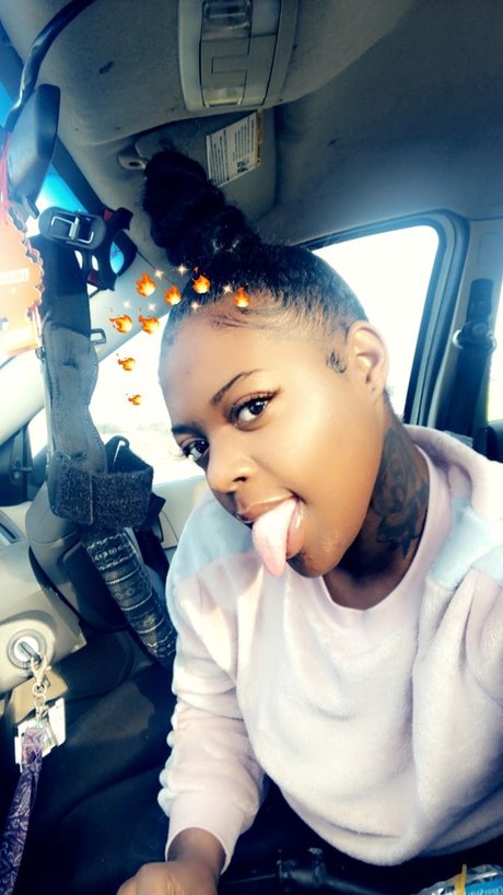 Monicamonro pics onlyfans