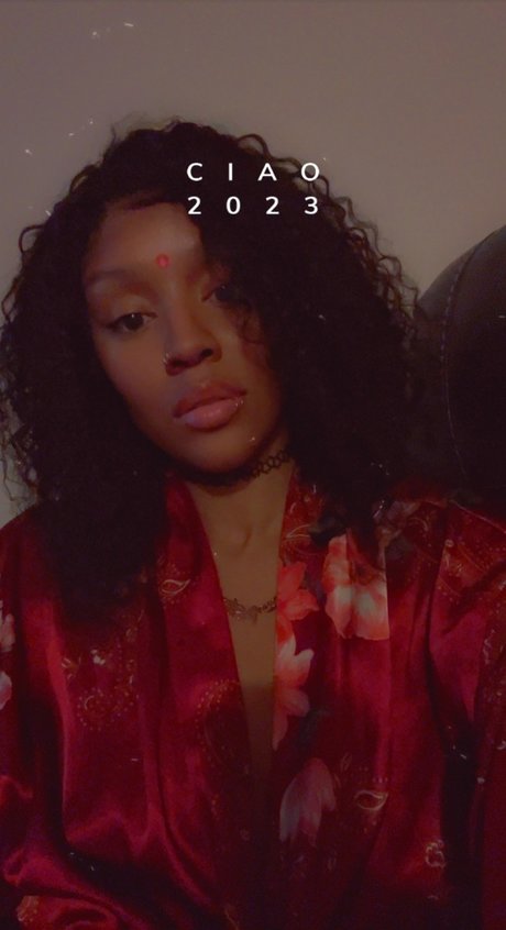 Molly Rain onlyfans content type