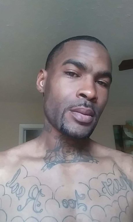 Moby D onlyfans nude pictures