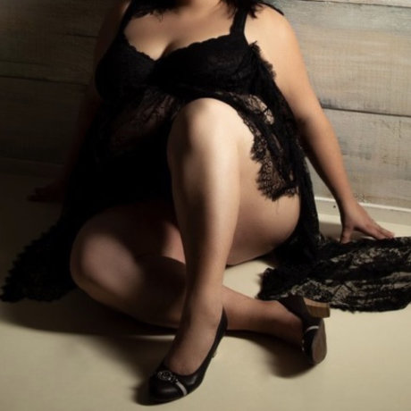 Moaning Laura onlyfans pics nude