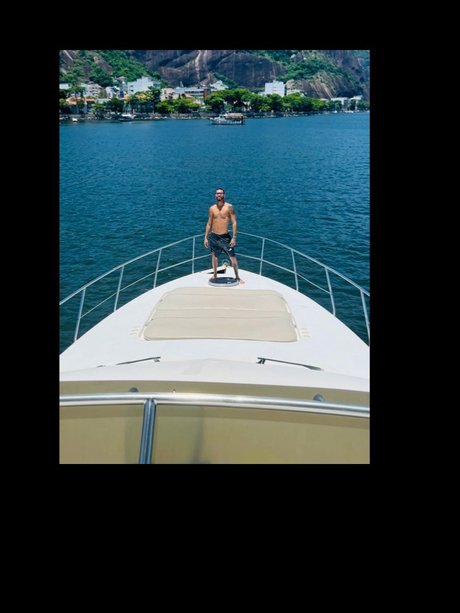 Marlon Brayan onlyfans fotos