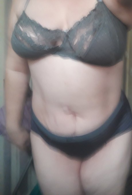 Mistress lianna feet onlyfans