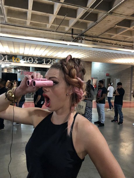 Miss Yoga onlyfans lean